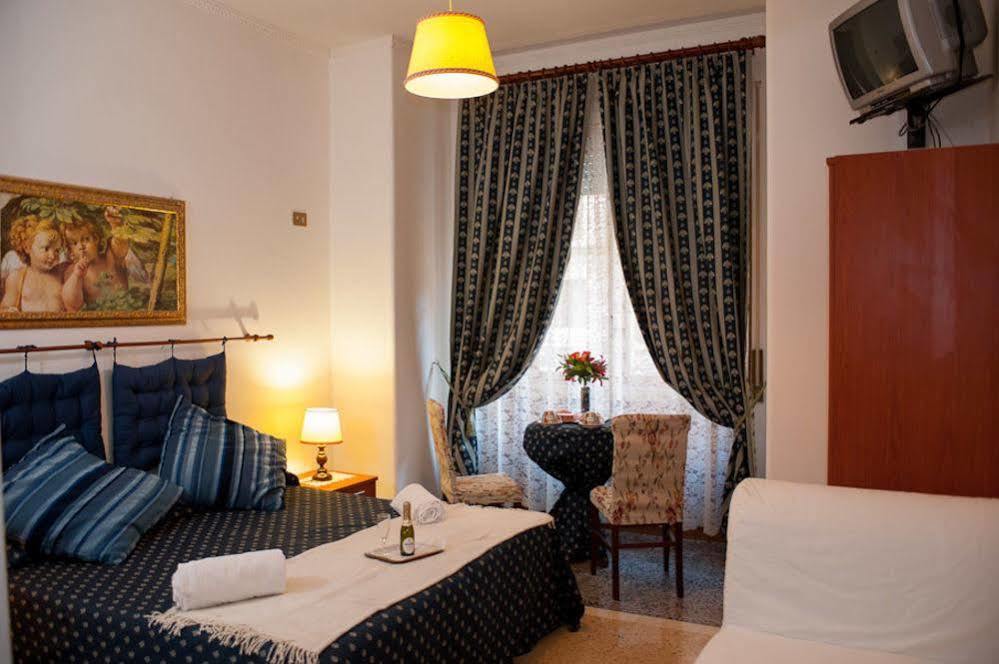 Affittacamere Home Paradise Roma Exterior foto