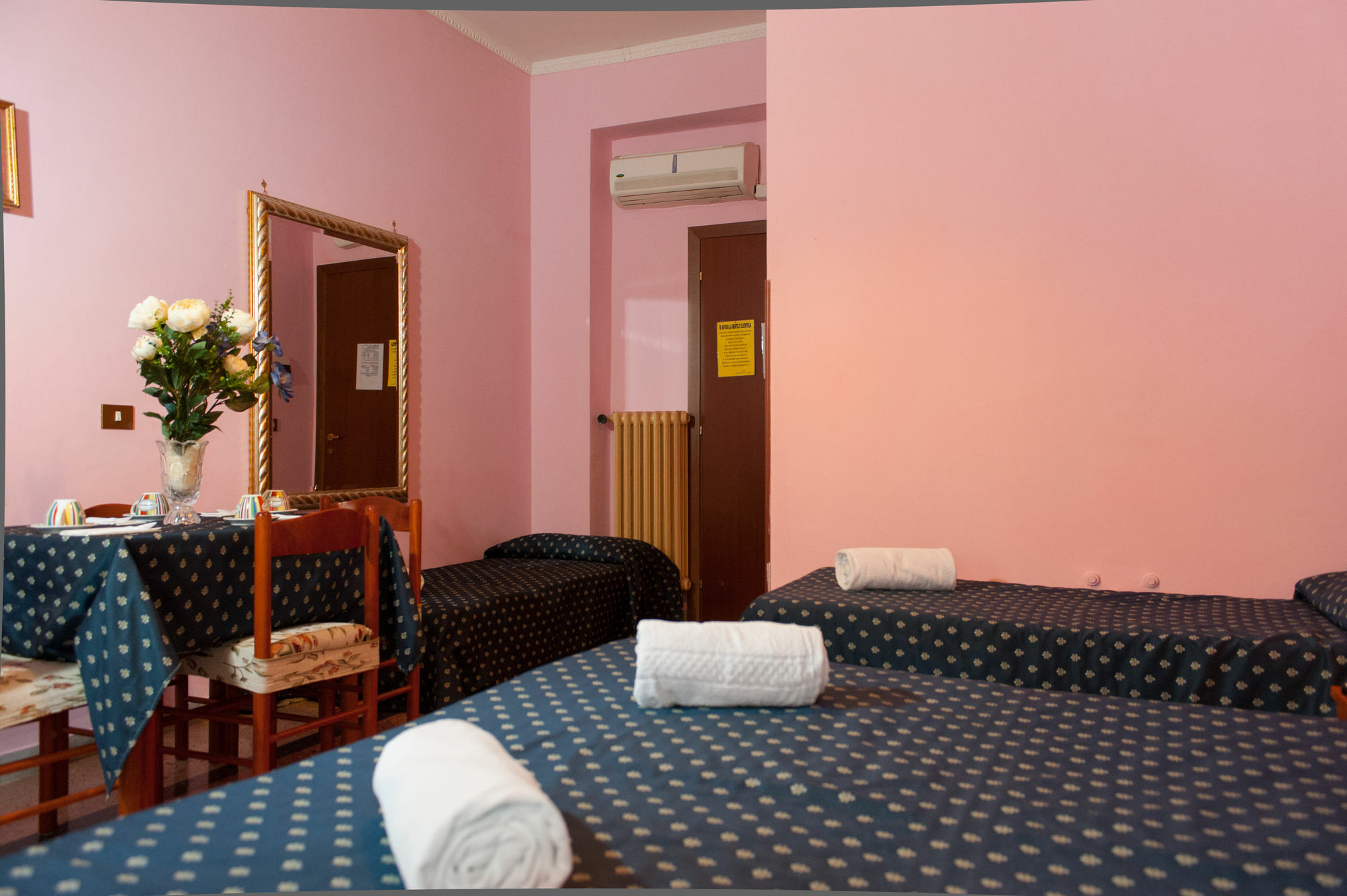 Affittacamere Home Paradise Roma Exterior foto